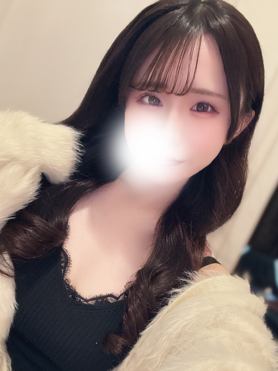 初音りな