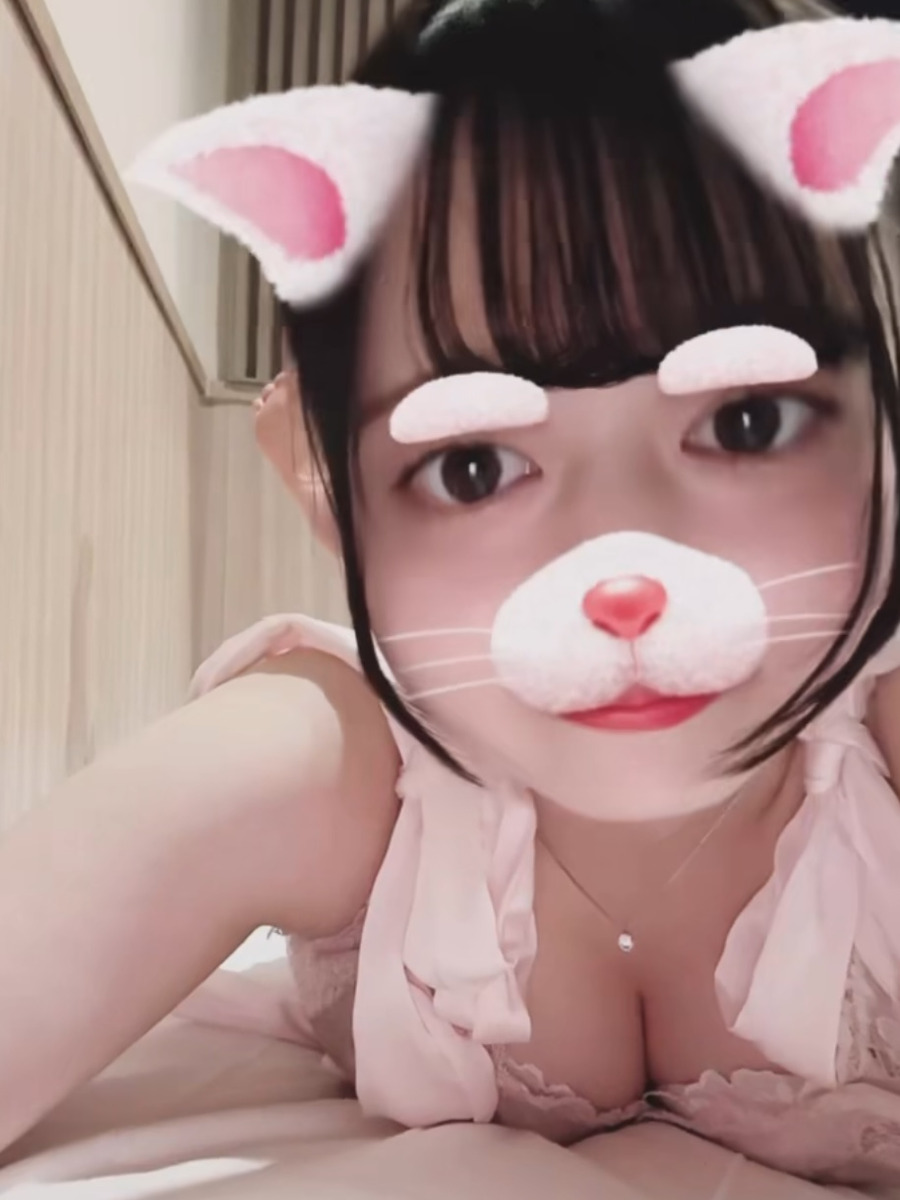 朝倉みなみ
