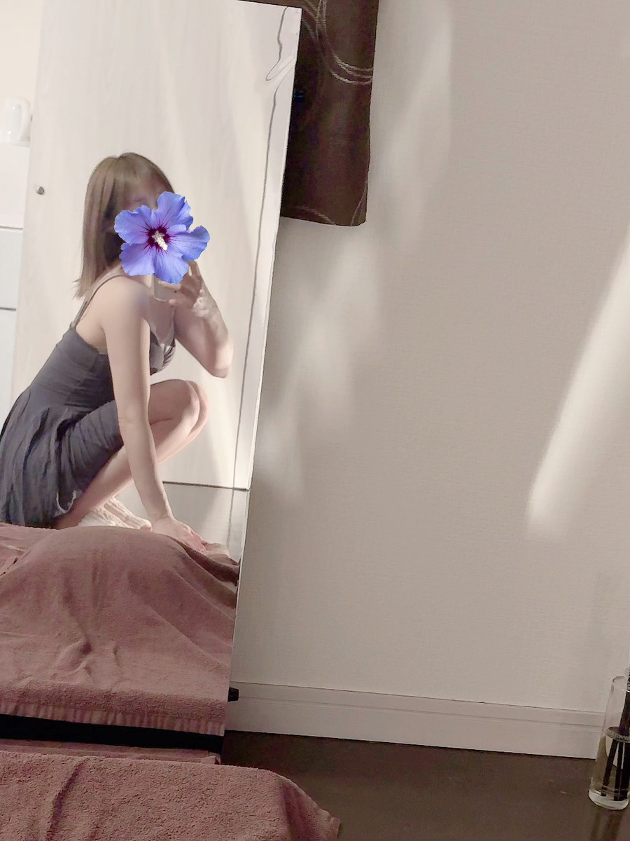 白桃まな
