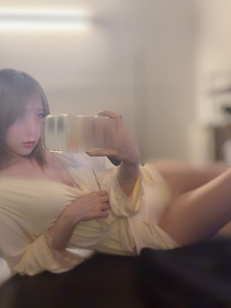 白桃まな
