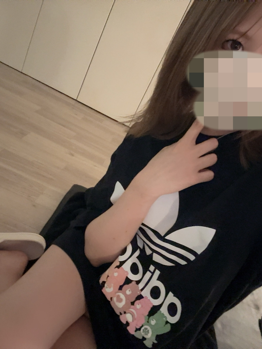 白桃まな
