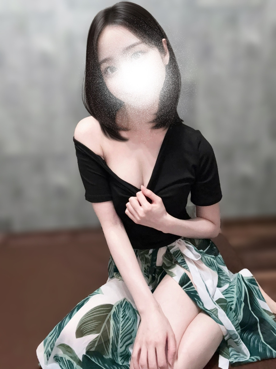 百瀬まお