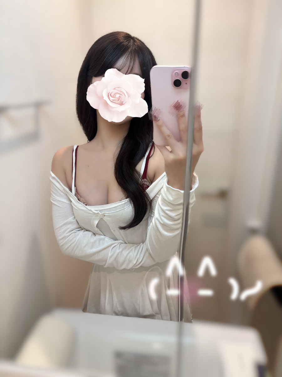 月乃まみ