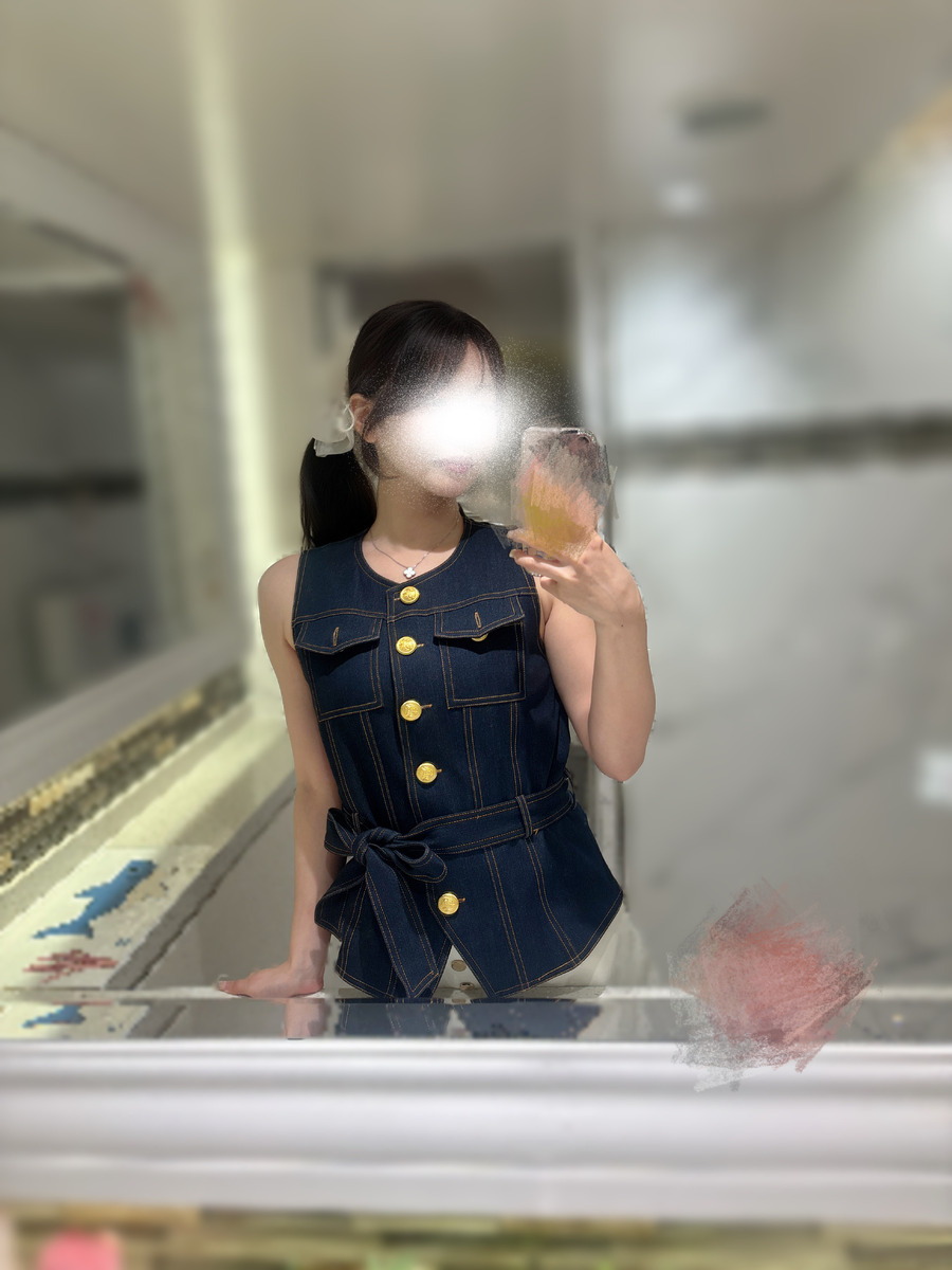 月乃まみ