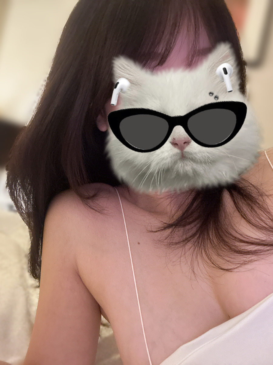 月乃まみ