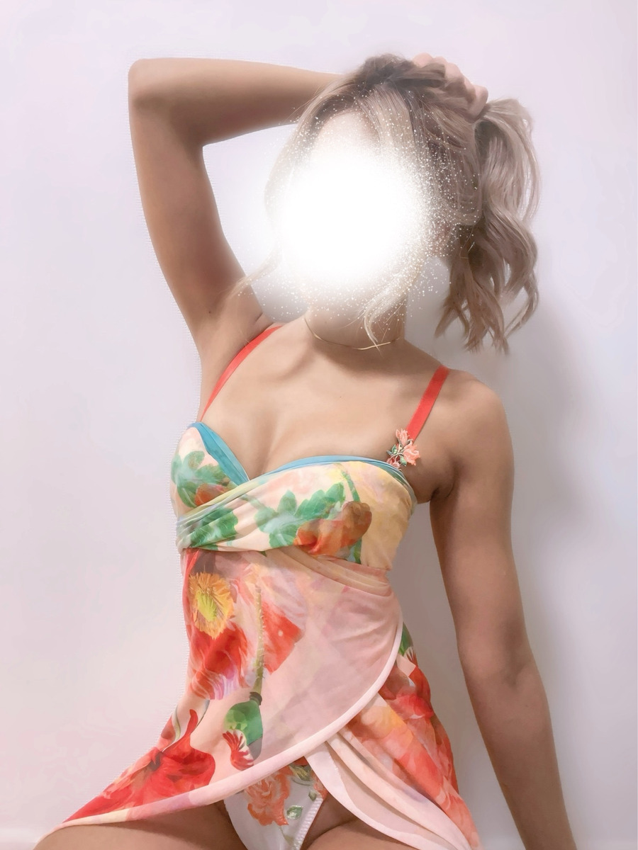 叶羽ここ