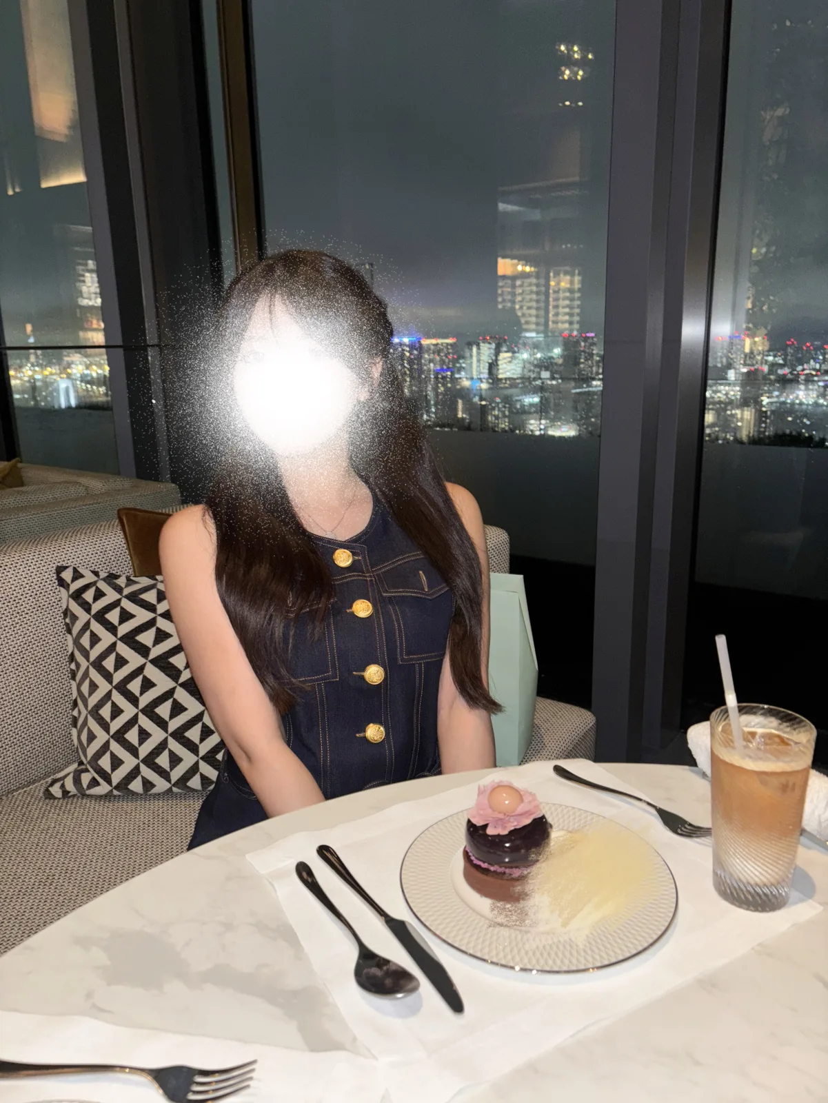 月乃まみ
