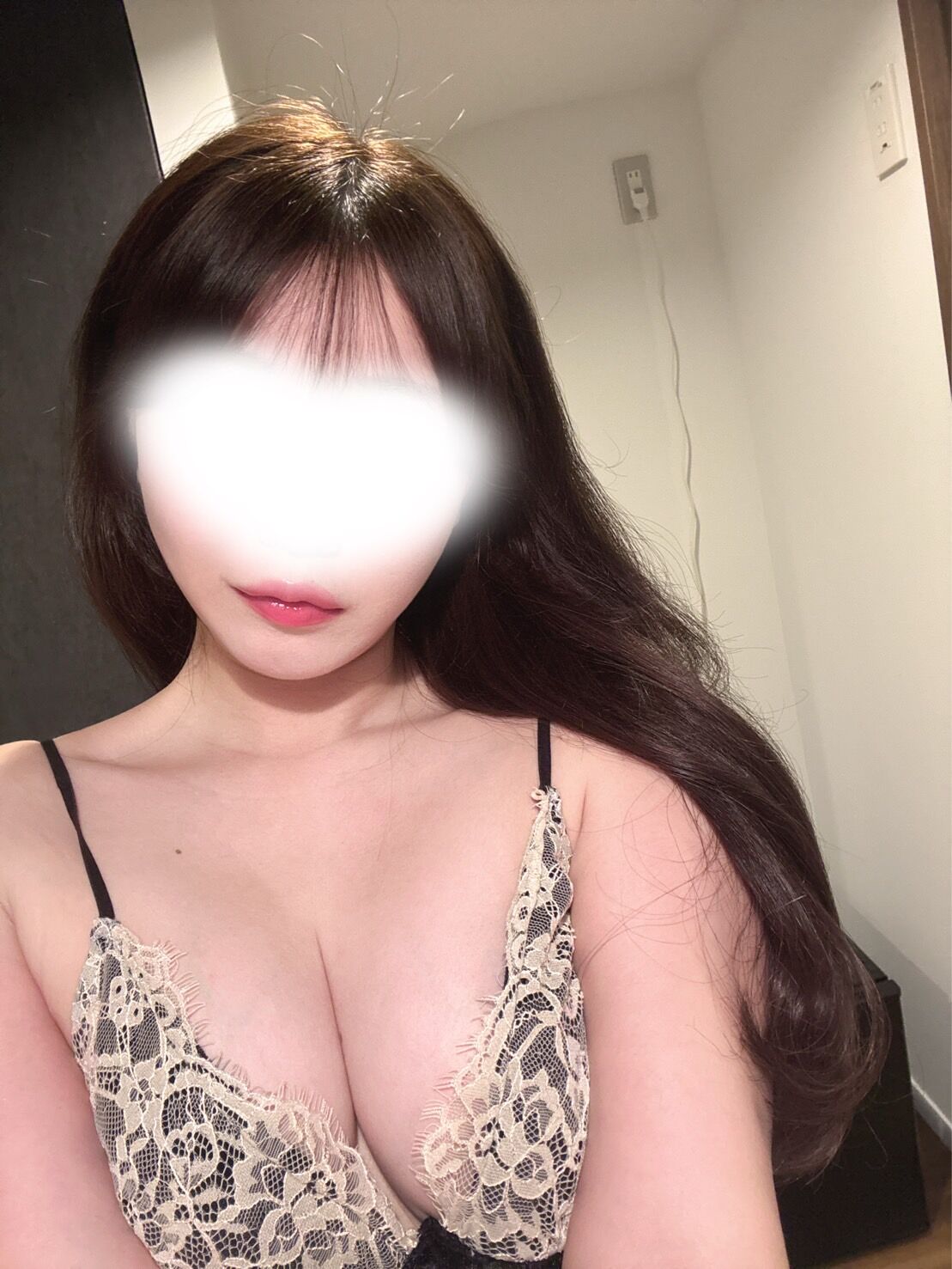 月乃まみ