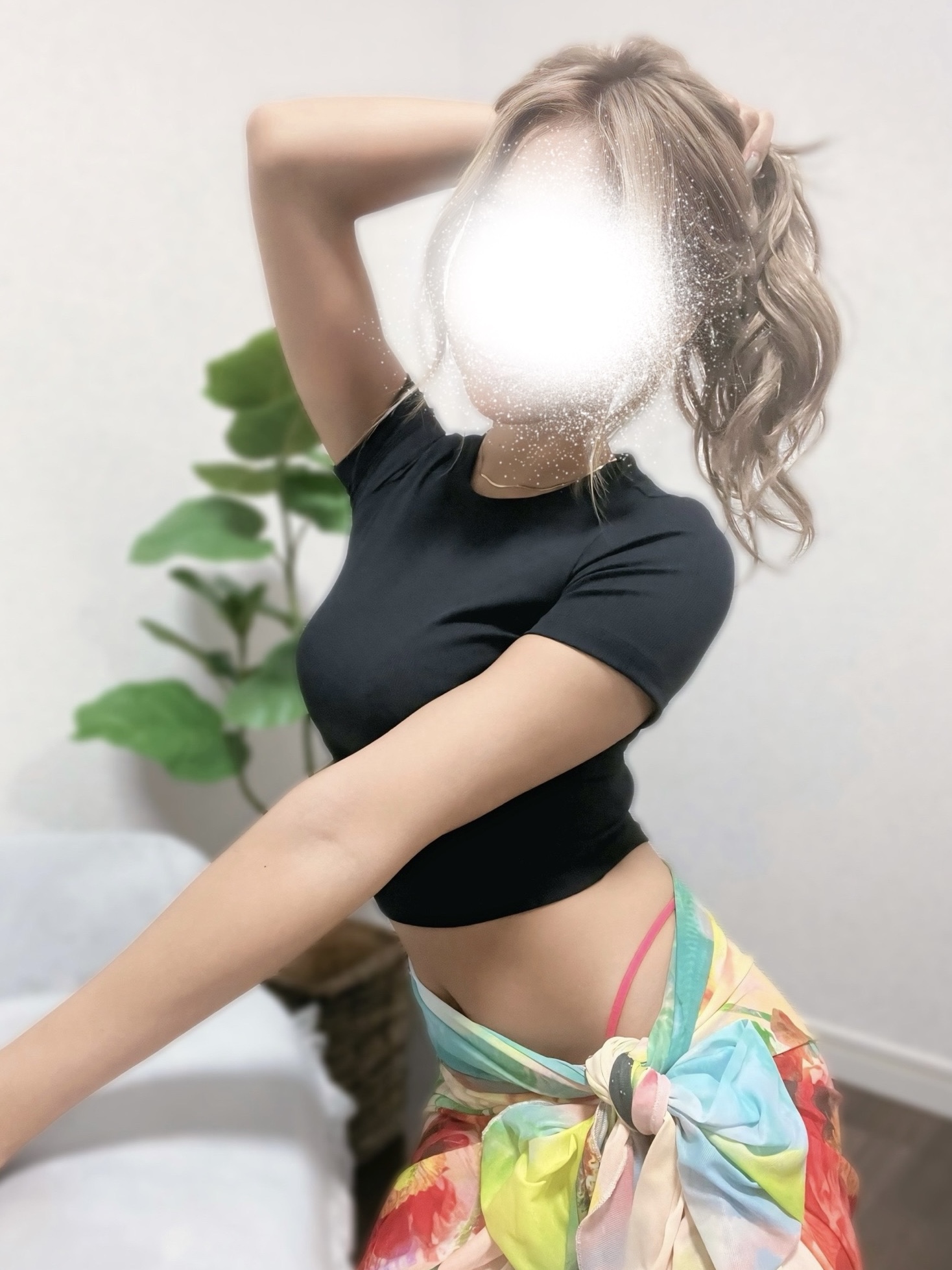 叶羽ここ